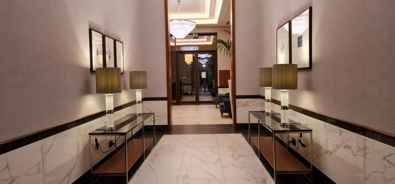 Porto Montenegro Luxurious Elena Tivat Eksteriør billede